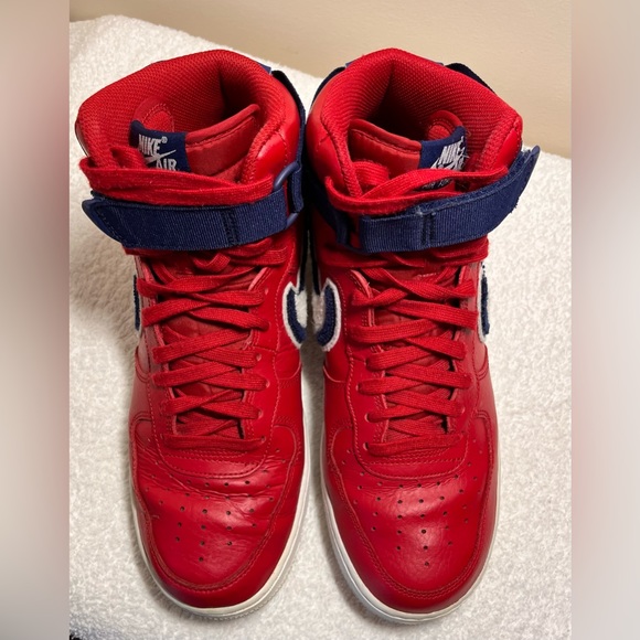 Air Force 1 High LV8 size 9 - Picture 2 of 9